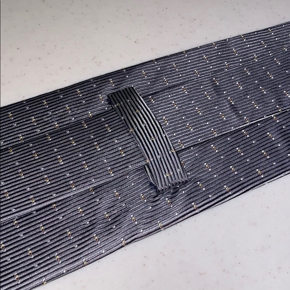 NEW Men’s Classic Tie NEW - Picture 3 of 3